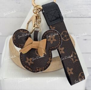 Adorable Mouse And Cat Purse/Key Charms